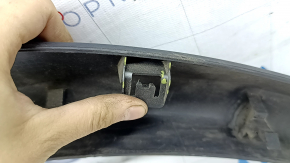 Ornament aripă spate dreapta pentru Nissan Rogue 21-24, fabricat în SUA, structură, zgârieturi, urme de lovire, elemente de fixare rupte, crăpături în elementele de fixare