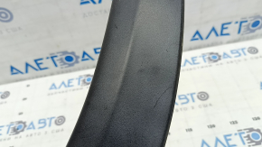 Ornament aripă spate dreapta pentru Nissan Rogue 21-24, fabricat în SUA, structură, zgârieturi, urme de lovire, elemente de fixare rupte, crăpături în elementele de fixare
