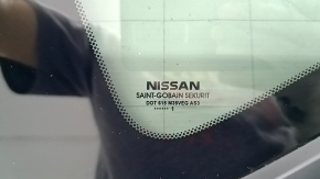 Форточка глухое стекло задняя левая Nissan Rogue 21-26 тонировка, порезан уплотнитель