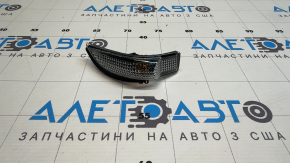 Поворотник зеркала правый Toyota Avalon 13-18