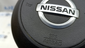 Подушка безопасности airbag в руль водительская Nissan Rogue 21-22 черная, тип 1, царапины