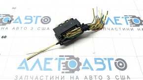 Фишка на блок ECU компьютер двигателя BMW X5 F15 16-18 plug-in большая, светлая, 42 пина