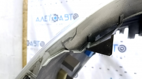 Бампер задний голый Toyota Prius 50 19-22 под парктроники и PMA, серебро, царапины, примят, треснут