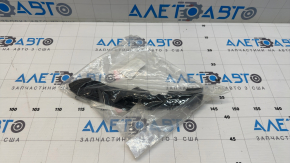 Уплотнитель решетки дворников правый Toyota Camry v70 18-24