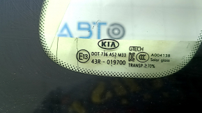 Форточка глухое стекло задняя правая Kia Optima 16-20 бензин