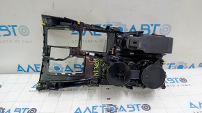 Накладка центральной консоли с подстаканниками Lexus NX200t NX300h 15-17 черная, без кожуха, царапины