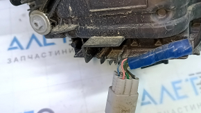 Фара передняя левая в сборе Toyota Prius 50 19-22 LED, сломано крепление