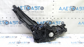 Фара передняя левая в сборе Toyota Prius 50 19-22 LED, сломано крепление