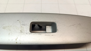 Накладка управления стеклоподъемником задняя левая Lexus RX300 RX330 RX350 RX400h 04-08 серая, царапины