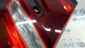 Фонарь внутренний крышка багажника левый Honda Clarity 18-21, царапины