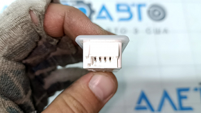Плафон подсветки водительского сидения BMW X5 G05 19-22