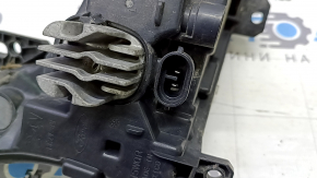Противотуманная фара птф левая Ford Fusion mk5 19-20 LED, песок, сломано крепление