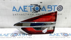 Фонарь внутренний крышка багажника правый Ford Fusion mk5 19-20 галоген+LED с хромом level 3, скол, в клее