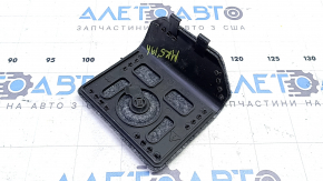 Лючок обшивки батареи Ford Fusion mk5 13-20 hybrid