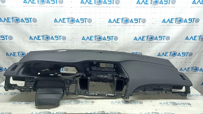 Торпедо передняя панель с AIRBAG Honda Accord 13-17 черная, с накладкой, царапины