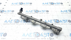Топливная рейка BMW F30 17-18 B46 с датчиком