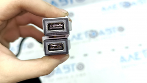 USB провод центральной консоли Lincoln MKZ 17-20