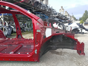 Четверть передняя правая Lexus NX200t NX300 NX300h 15-21 красная, на кузове