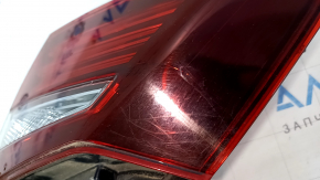 Фонарь внутренний крышка багажника правый Honda Accord 16-17 hybrid, рест, царапины