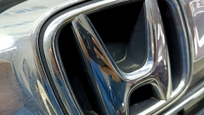 Решетка радиатора grill Honda Accord 16-17 hybrid, в сборе, с хромом, песок