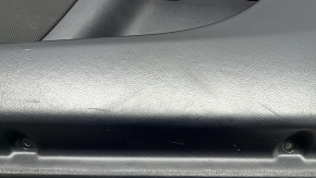 Ornamente ușă față dreapta Lincoln MKZ 17-20 negru cu inserție neagră din piele, cotiera din piele neagră, inserție lemn deschis lucios, cu iluminare din spate, cu mâner, zgârieturi, rupturi, îndoit, 