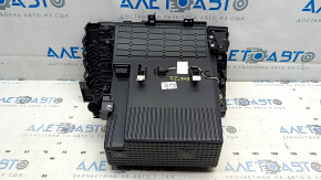 Перчаточный ящик, бардачок Kia EV6 22-26 черный, 2 части, потертости