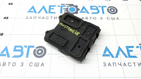 Кронштейн датчика слепых зон BSM левый Ford Mustang mk6 15-23