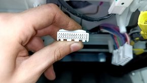 Scaun șofer electric Toyota Venza 21-24 cu airbag, piele neagră, încălzit, ventilat, perforat, Limited, curățabil chimic, zgârieturi