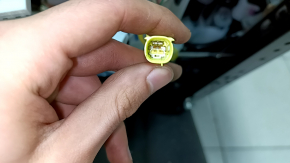 Scaun șofer electric Toyota Venza 21-24 cu airbag, piele neagră, încălzit, ventilat, perforat, Limited, curățabil chimic, zgârieturi