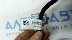 Ansamblu oglindă retrovizoare stânga pentru Mercedes GLC 16-22 10+8+2+2, semnalizare, antiorbire automată, încălzită, iluminare din spate, BSM, argintiu, zgârieturi, lovituri