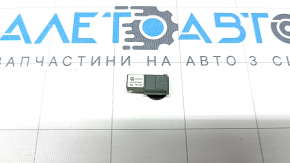 Микрофон в потолке Mercedes GLC 16-22 с черной накладкой