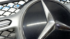 Решетка радиатора grill в сборе Mercedes GLC 300 20-22 без камеры, с эмблемой, песок