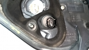 Фонарь внутренний крышка багажника правый Lexus RX450h 13-15 рест, скол