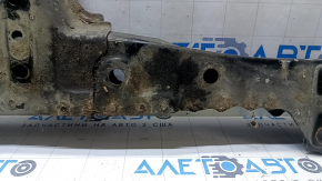 Передняя балка усиление Toyota Prius V 12-17 ржавая