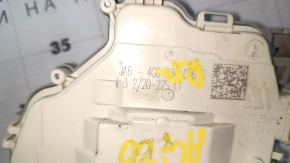 Замок двери задней правой Audi A4 B9 17-21 с защитой детей