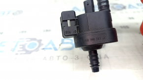 Клапан продувки топливных паров Audi A4 B9 17-25 с трубкой