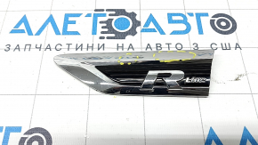 Эмблема R-line левая VW Tiguan 18-24 царапины
