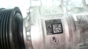 Компрессор кондиционера Audi A4 B9 17-25 2.0T R1234YF