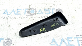 Накладка фонаря внутреннего правая Audi A4 B9 20-25