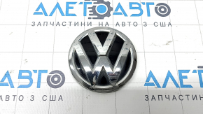 Эмблема VW двери багажника VW Tiguan 18-21 сломаны направляйки
