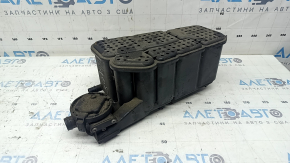 Канистра с углем абсорбер в сборе Audi A4 B9 17-25 2.0T