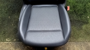Пассажирское сидение Volkswagen ID.4 21-22 с airbag, электрическое, подогрев, память, кожа темно-серая, с перфорацией, царапина