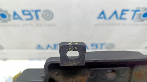 Поддон АКБ Kia EV6 22-26 треснуто крепление