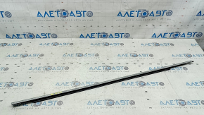 Молдинг дверь-стекло центральный передний правый Audi A4 B9 17-25 хром