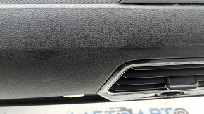 Торпедо передняя панель с AIRBAG VW Tiguan 18-24 черная, с дефлектором, тычка, потерта, ржавый пиропатрон, сломаны крепления