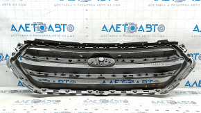 Grilă Ford Escape MK3 2017-2019, gri, cu crom, cu emblemă, nisip, zgârieturi pe emblemă, vopsea pulverizată, ghidaje rupte