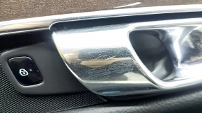 Panou decorativ ușă, spate dreapta, Volvo XC90 16-23, piele neagră, inserție din lemn, cotieră din piele neagră, fără cortină, cu iluminare din spate, cu buton de închidere centralizată, zgârieturi, r
