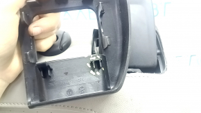 Спинка заднего ряда сидений 2 ряд левая VW Tiguan 18-21 кожа серая, перфорация, с ремнем, замята, сломано крепление накладки, под химчистку