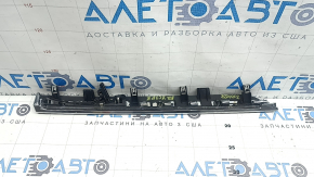Накладка передней панели правая Volvo XC90 16-23 под дерево, глянец, с подсветкой, царапины