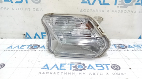 Поворотник левый Ford Escape MK3 17-19 рест белый с птф песок, царапины, сломано крепление